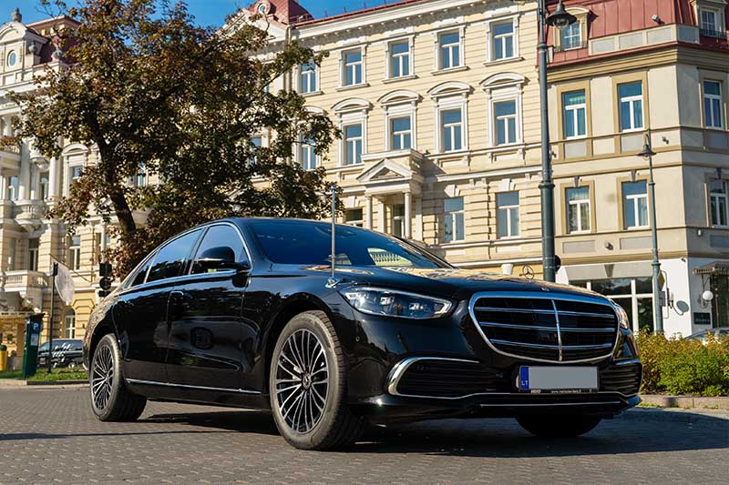 Mercedes-Benz S-Class For Business Trips